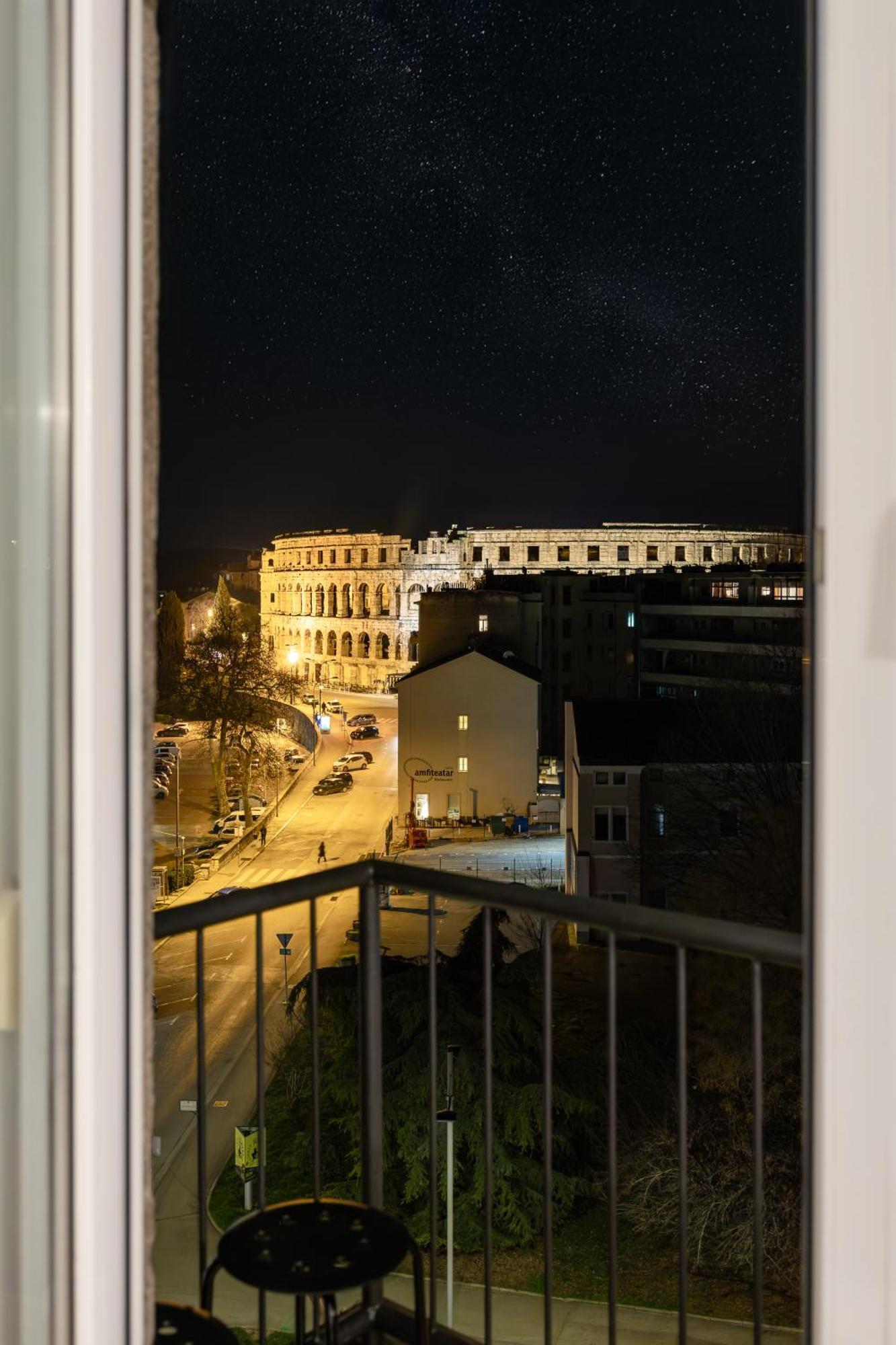 Ancora Center Apartment Pula Bagian luar foto