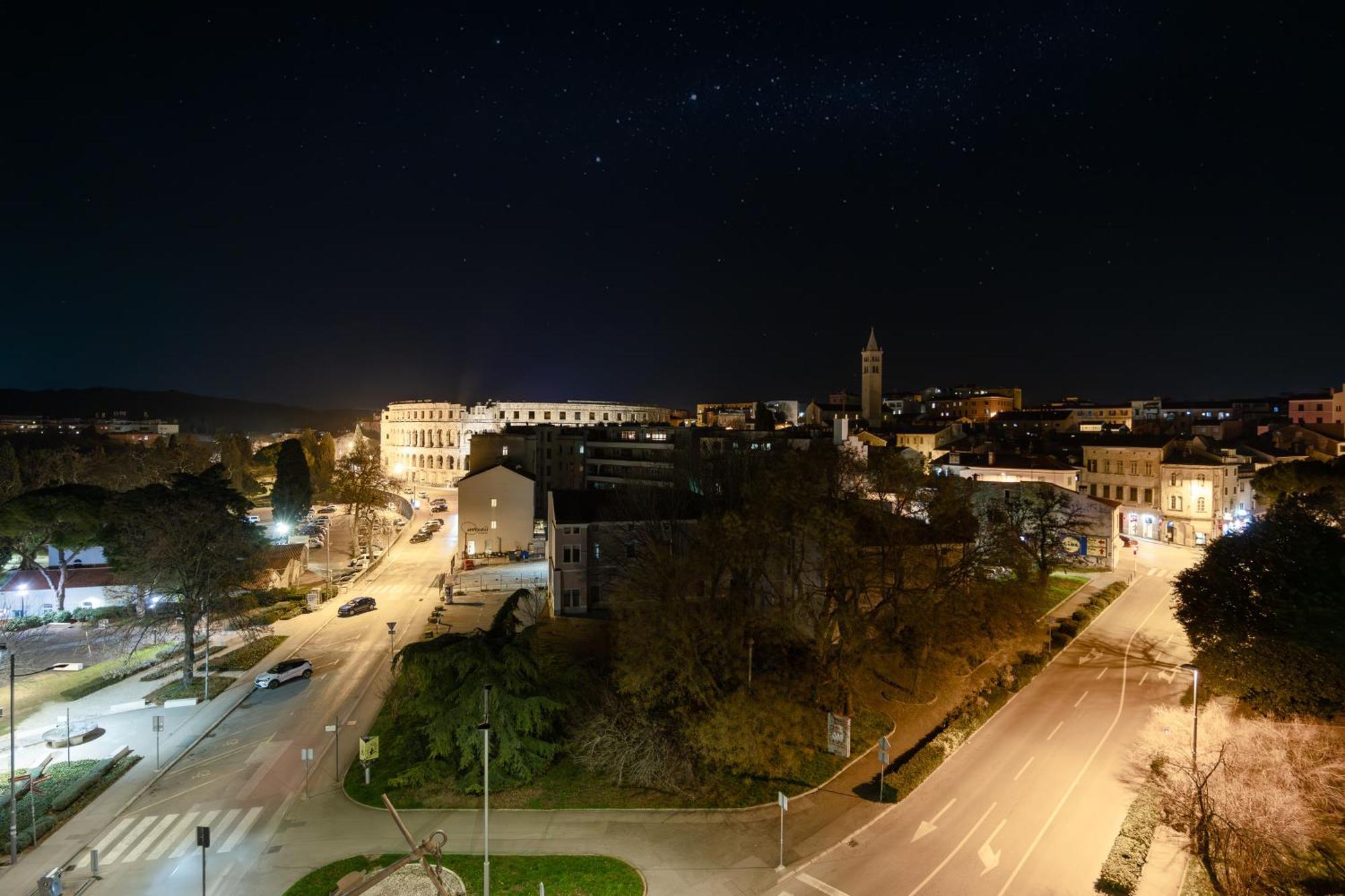 Ancora Center Apartment Pula Bagian luar foto