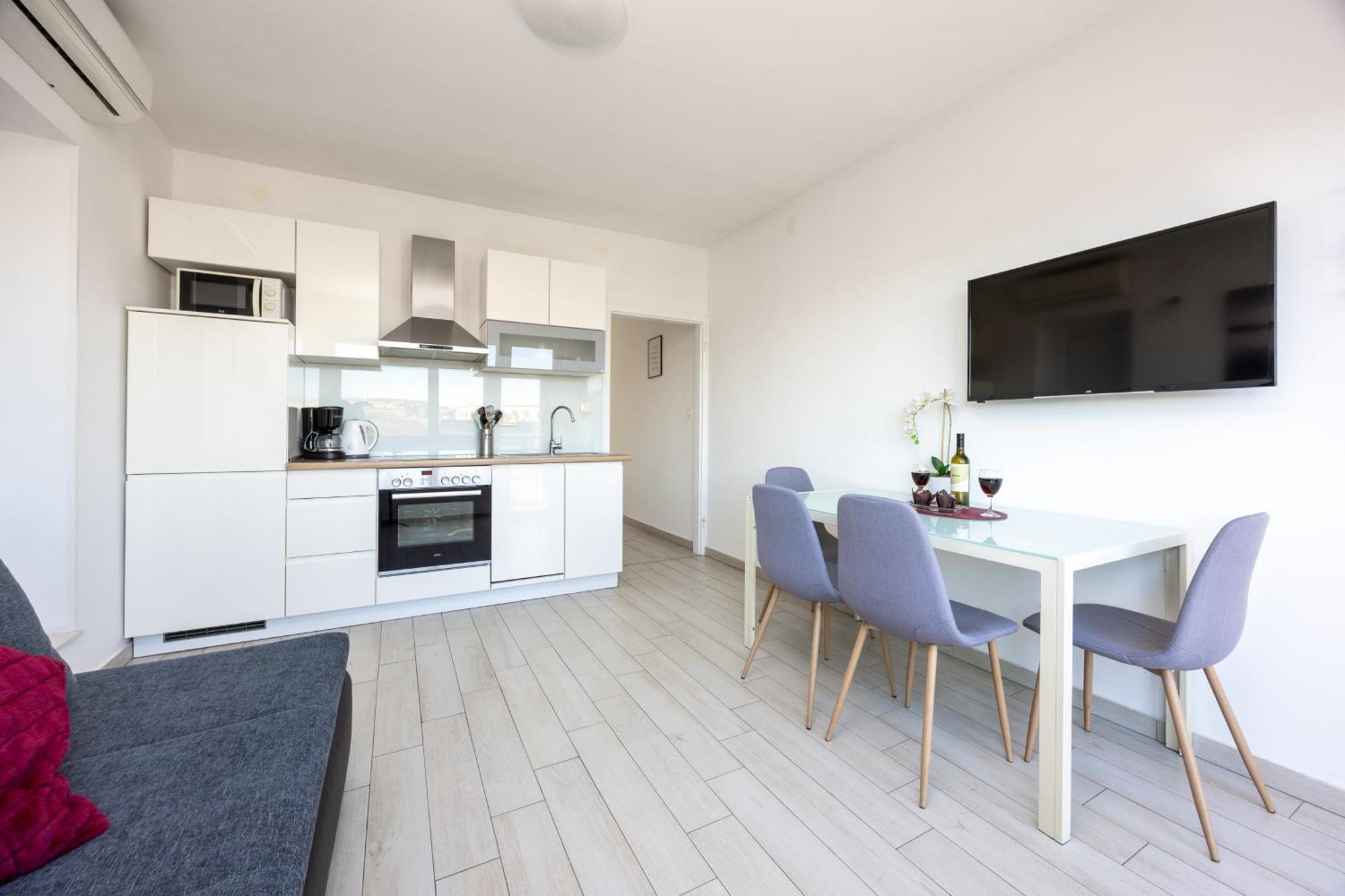 Ancora Center Apartment Pula Bagian luar foto